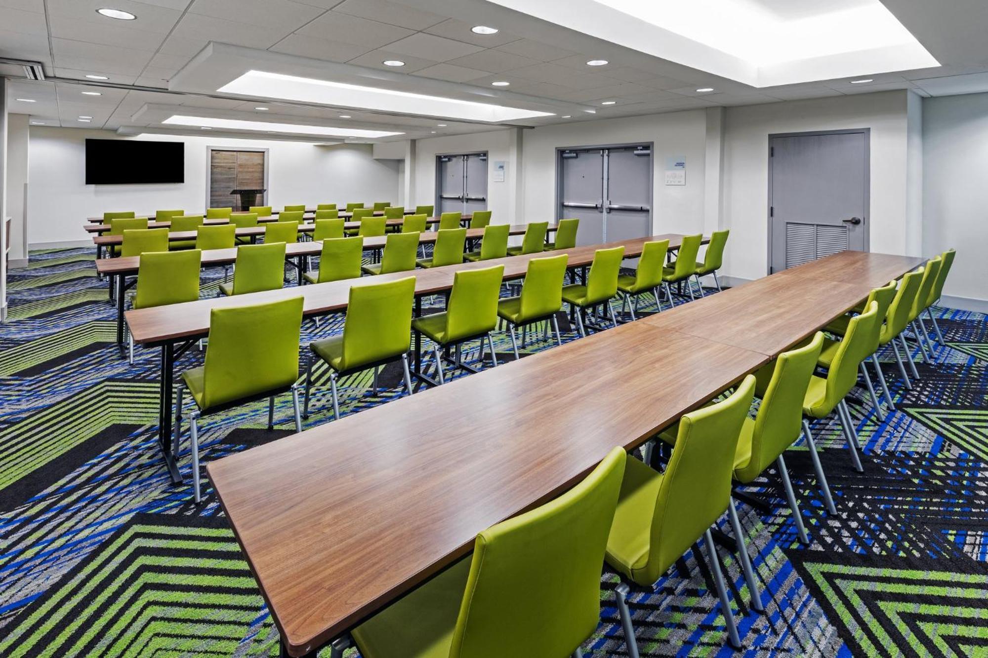 Holiday Inn Express & Suites Sulphur - Lake Charles By Ihg Buitenkant foto