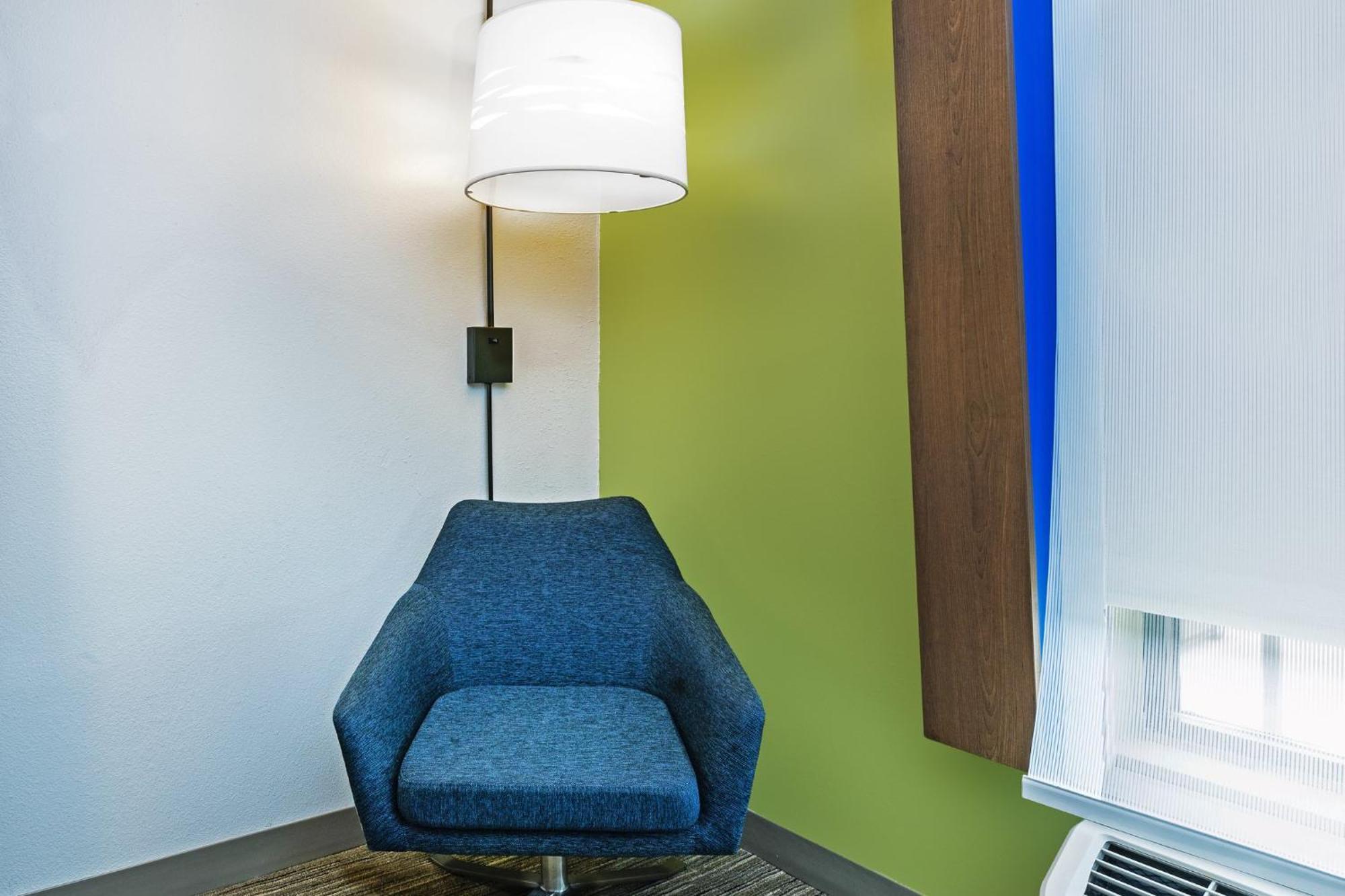 Holiday Inn Express & Suites Sulphur - Lake Charles By Ihg Buitenkant foto