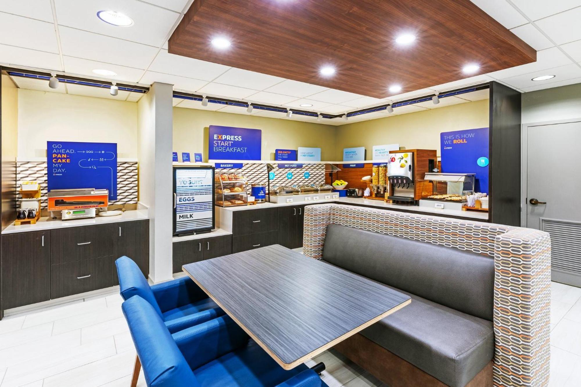 Holiday Inn Express & Suites Sulphur - Lake Charles By Ihg Buitenkant foto